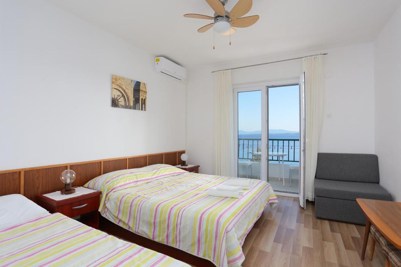 Apartments By The Sea Igrane, Makarska - 6653 المظهر الخارجي الصورة