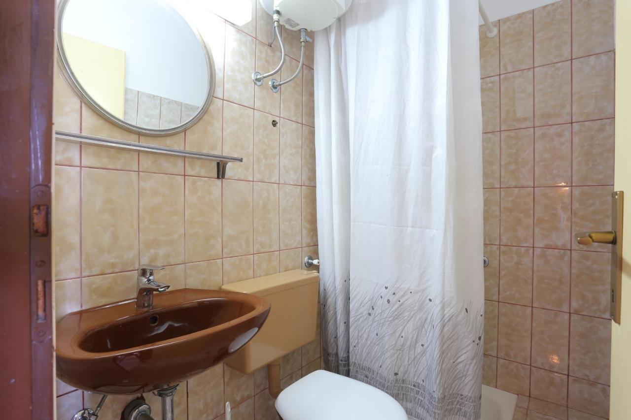 Apartments By The Sea Igrane, Makarska - 6653 المظهر الخارجي الصورة
