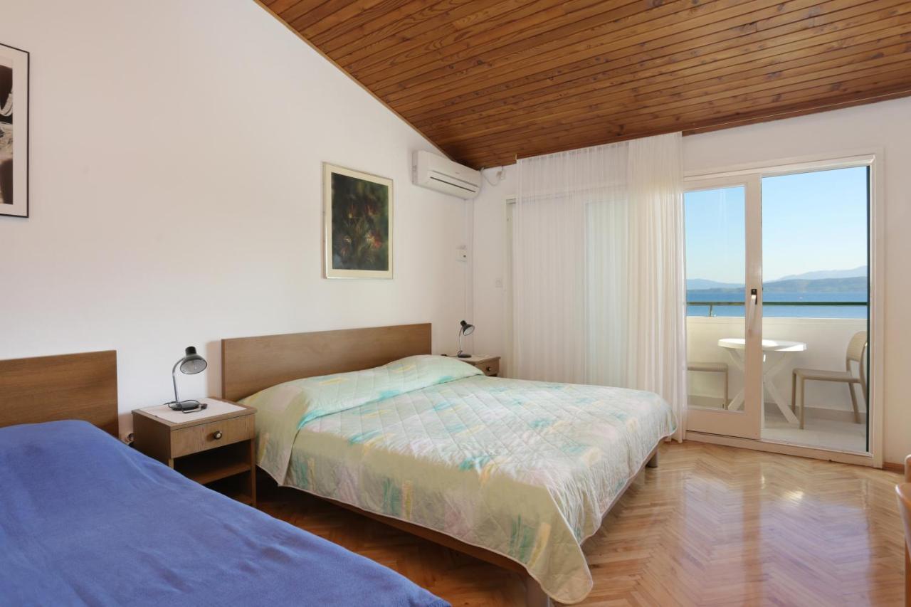 Apartments By The Sea Igrane, Makarska - 6653 المظهر الخارجي الصورة