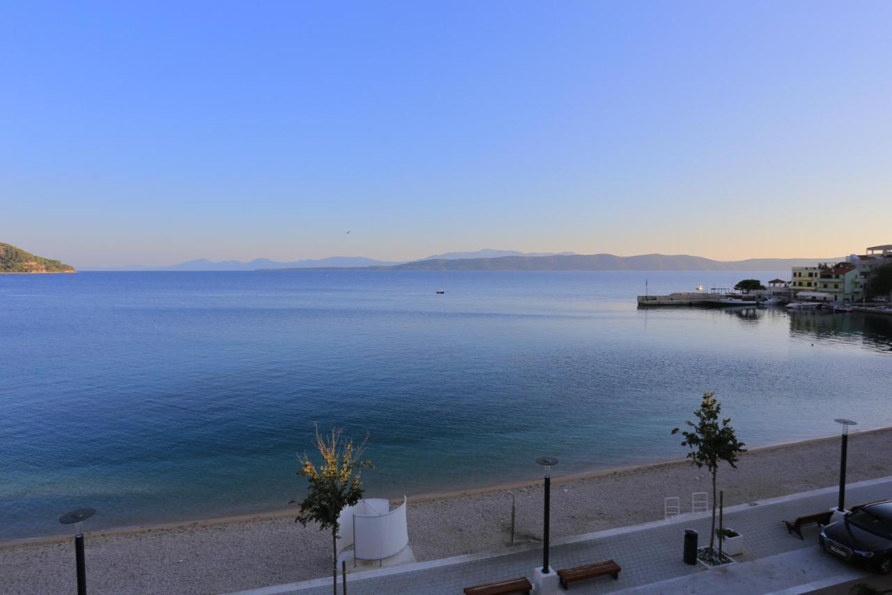 Apartments By The Sea Igrane, Makarska - 6653 المظهر الخارجي الصورة