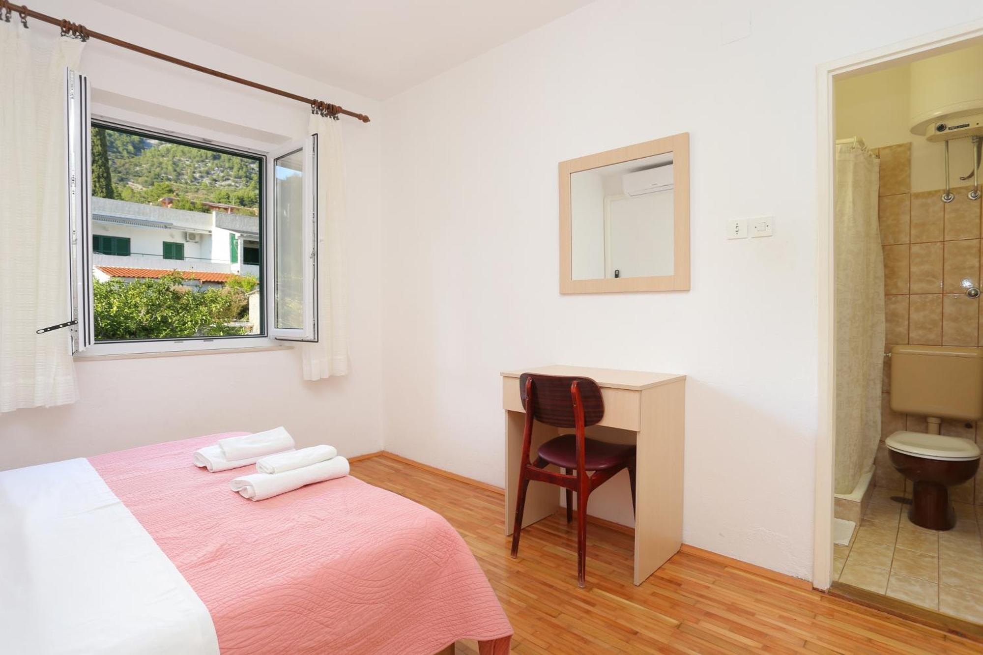 Apartments By The Sea Igrane, Makarska - 6653 الغرفة الصورة