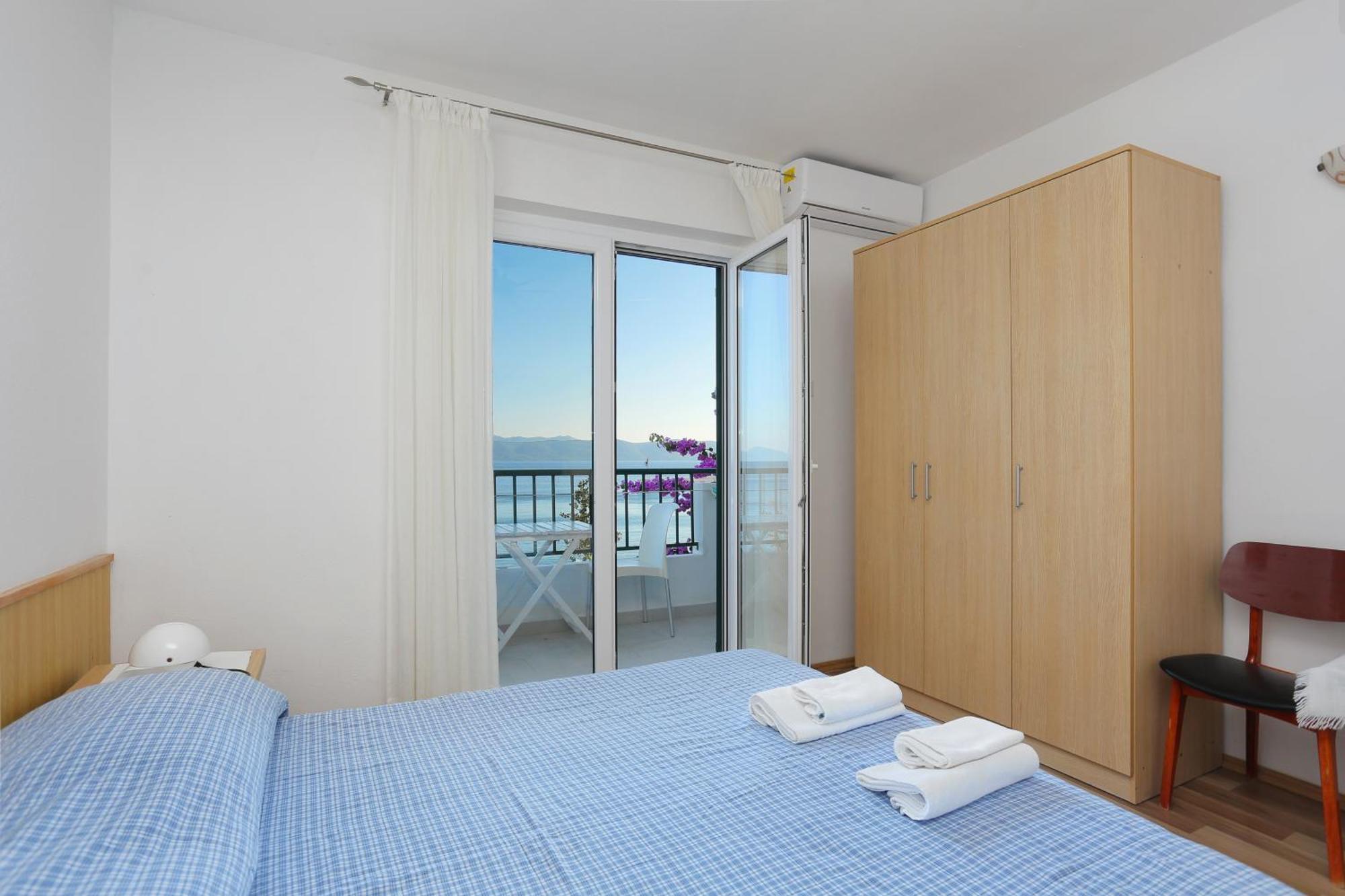 Apartments By The Sea Igrane, Makarska - 6653 الغرفة الصورة